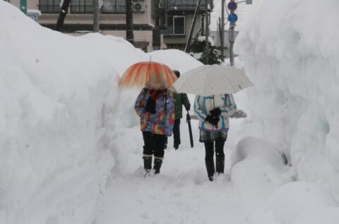 除雪を安全に行うための入門動画④